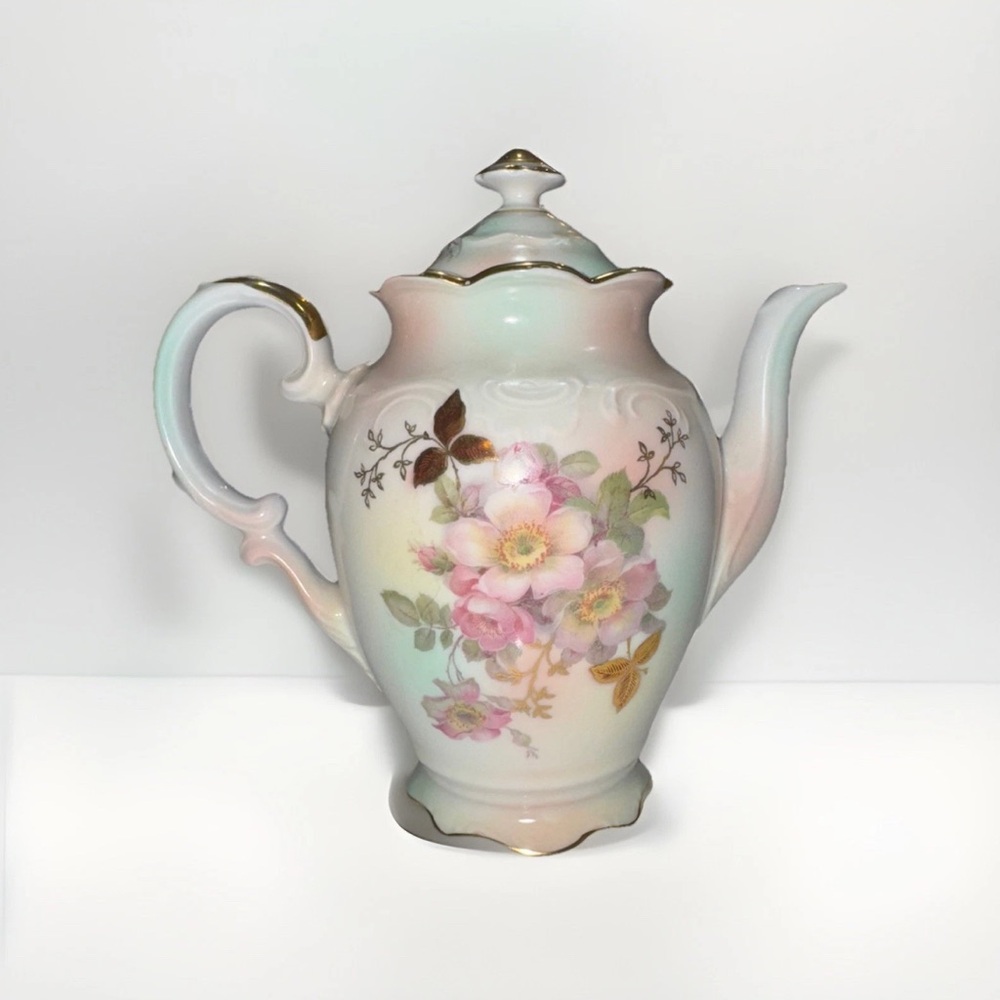 Schumann Azberg Bavaria Antique 1960’s (potentially) Floral Tea Pot Gold Details